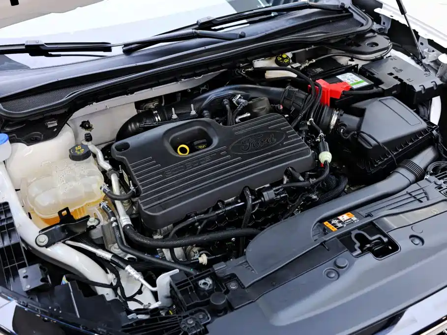 Ford EVOS 2024 2022 Facelift EcoBoost 245 ST-Line