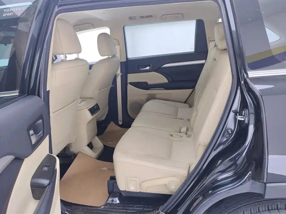 Toyota Highlander 2018 2.0T 2WD Elite 7-seater (China V) фото 11
