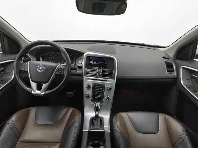 Volvo XC60 2017 T5 AWD Smart Vision Upgrade Edition — фото 5