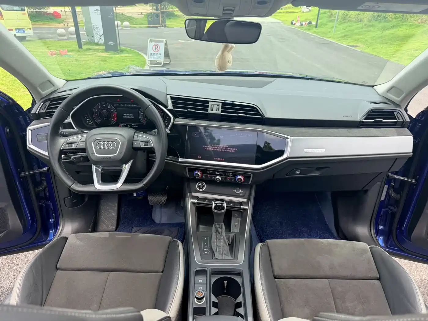 Audi Q3, миниатюра 13