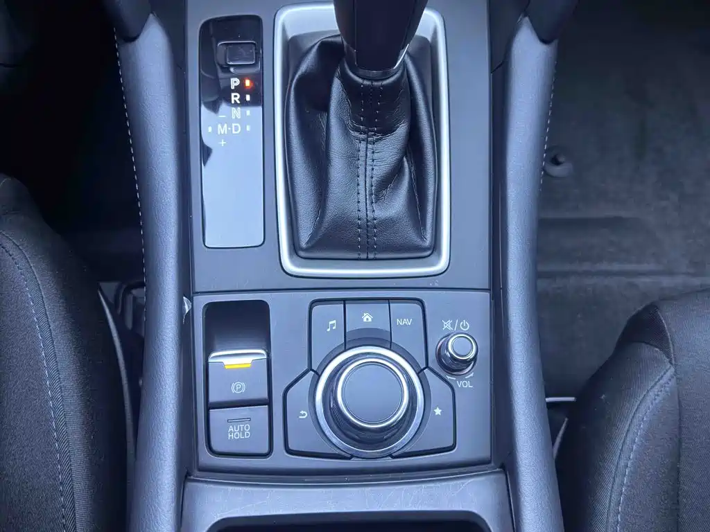 Фото 16 - Mazda CX-4