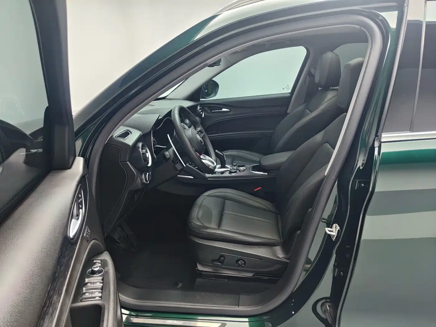Alfa Romeo Stelvio 2021 2021 2.0T 280HP Luxury Edition