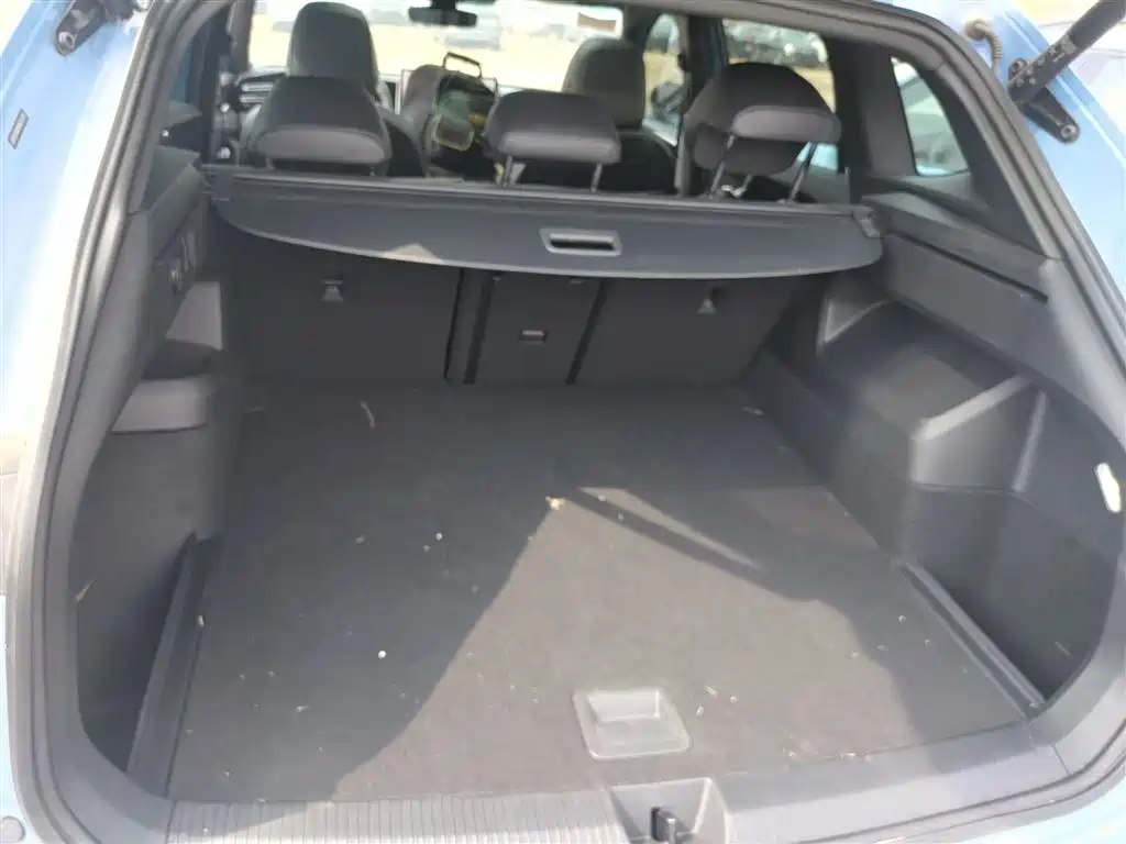 Volkswagen Tiguan L 2024 PRO 380TSI 4WD R-Line Premium Edition фото 19