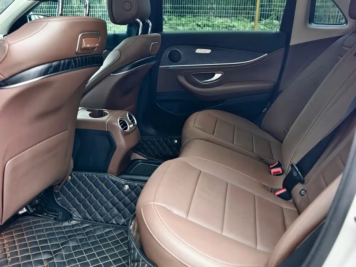 Mercedes-Benz E-Class 2017 E 300 L Sport Luxury фото 6