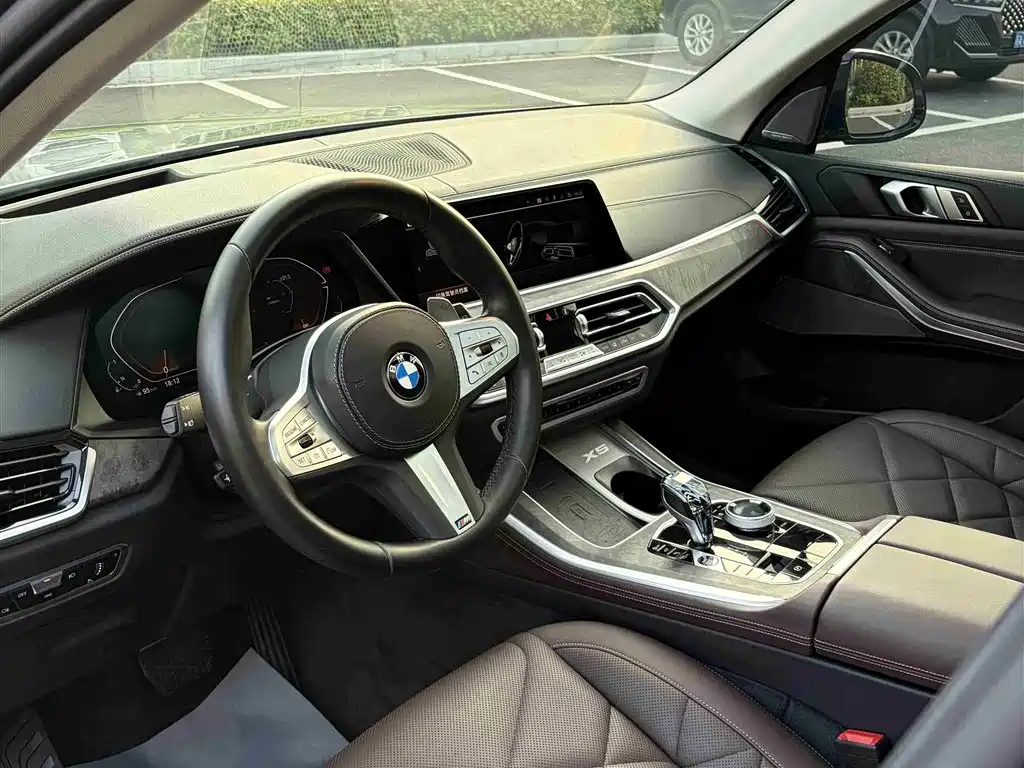 BMW X5 2022 xDrive 30Li Premium M Sport Package фото 9