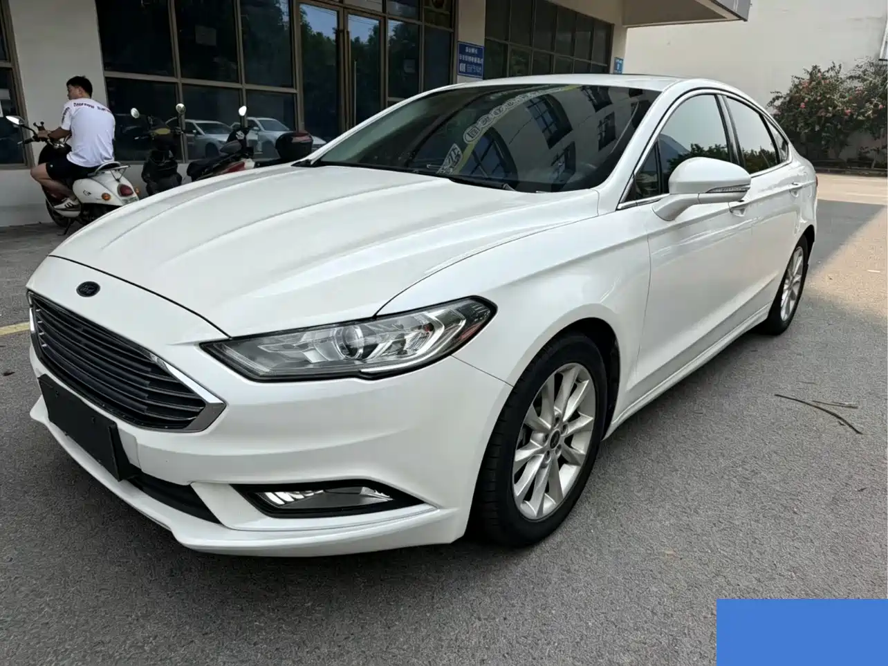 FORD MONDEO
