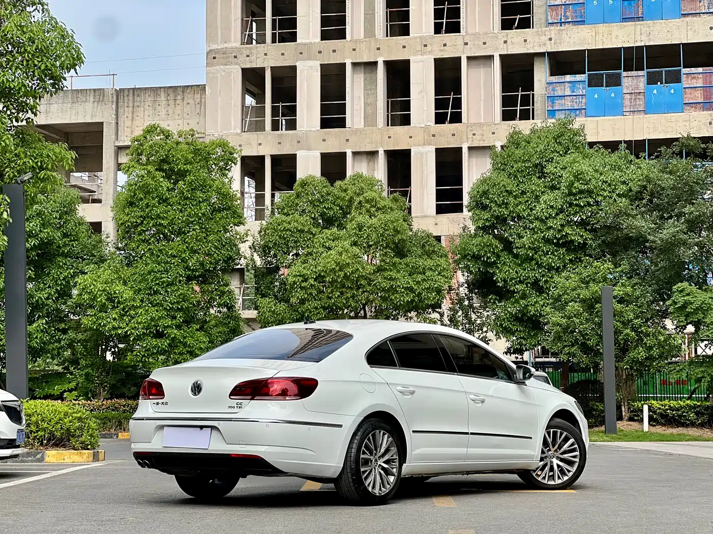 Volkswagen FAW-Volkswagen CC 2016 300TSI 25th Anniversary Edition фото 21