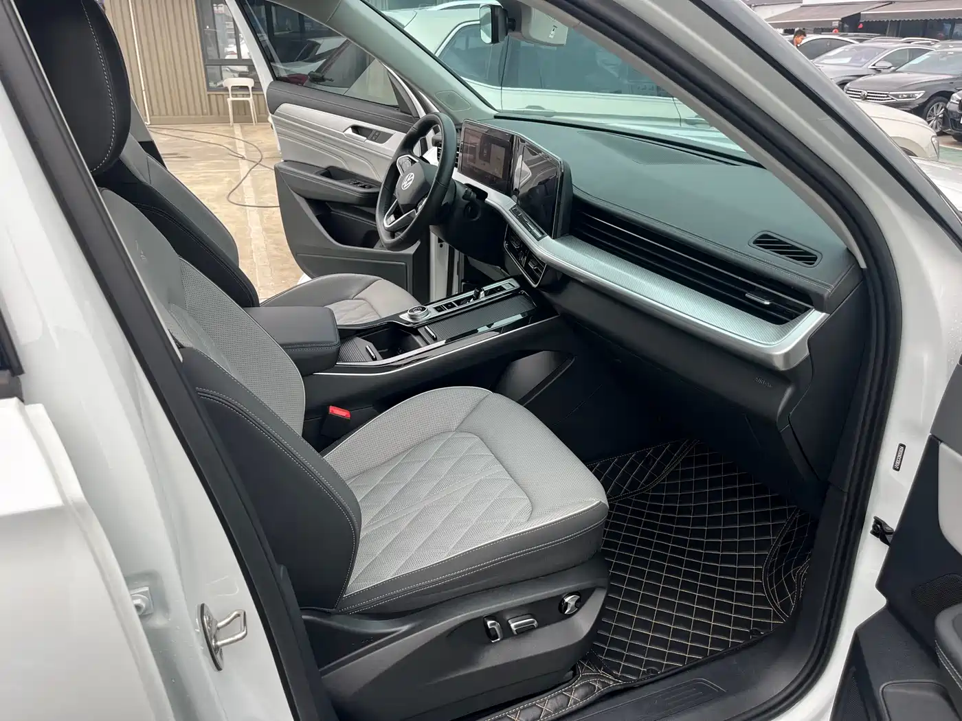 VOLKSWAGEN RANGE PATROL