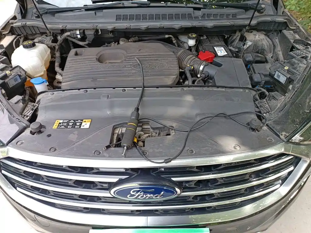 Фото 11 - Ford Edge