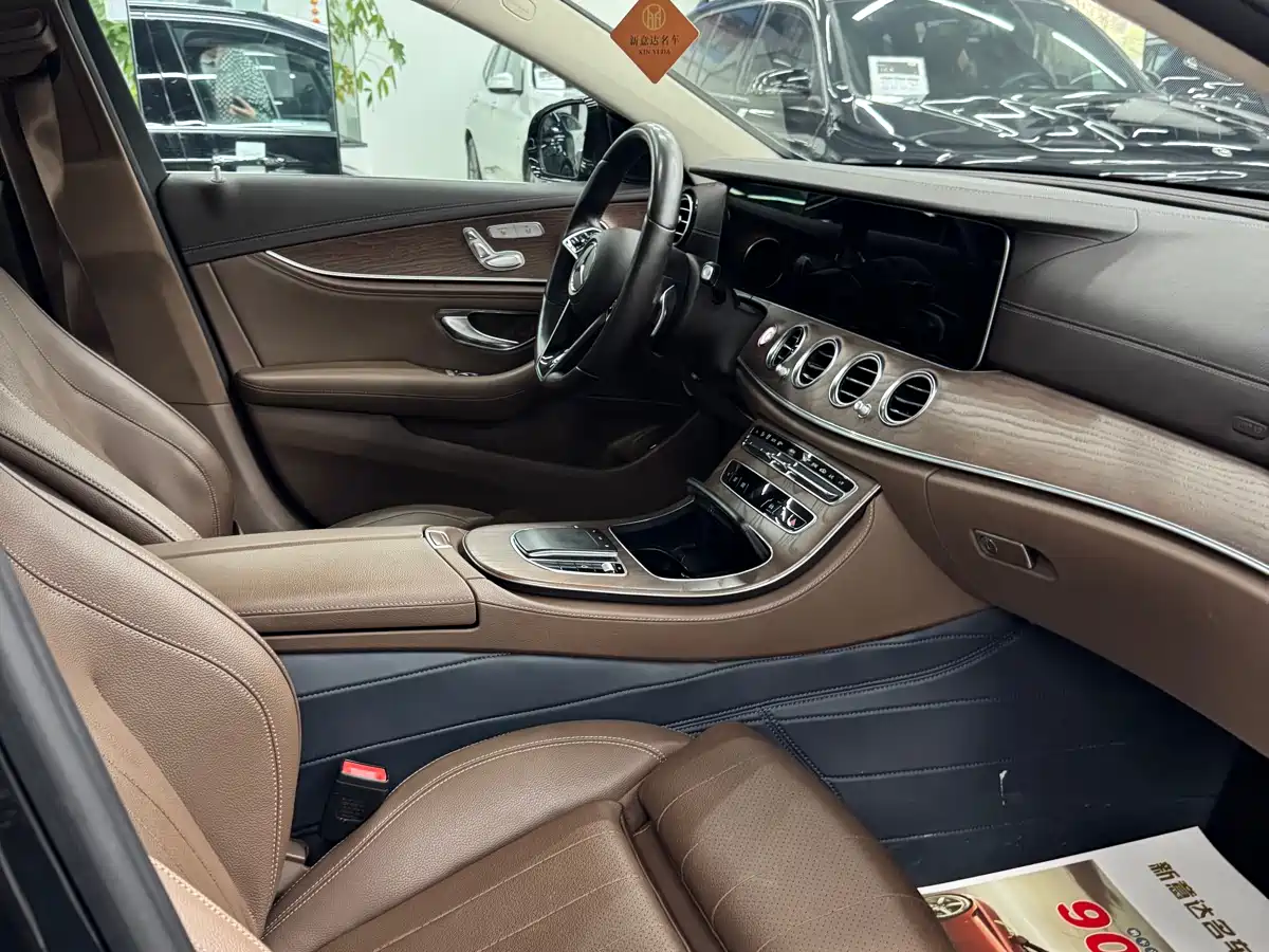 Mercedes-Benz E-Class 2023 E 300 L Fashion фото 13