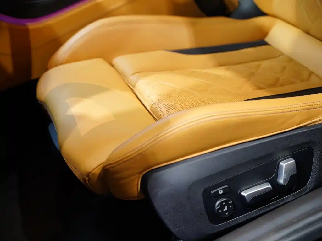 BMW M8 2021 2020 M8 4-Door Coupe Thunder Edition