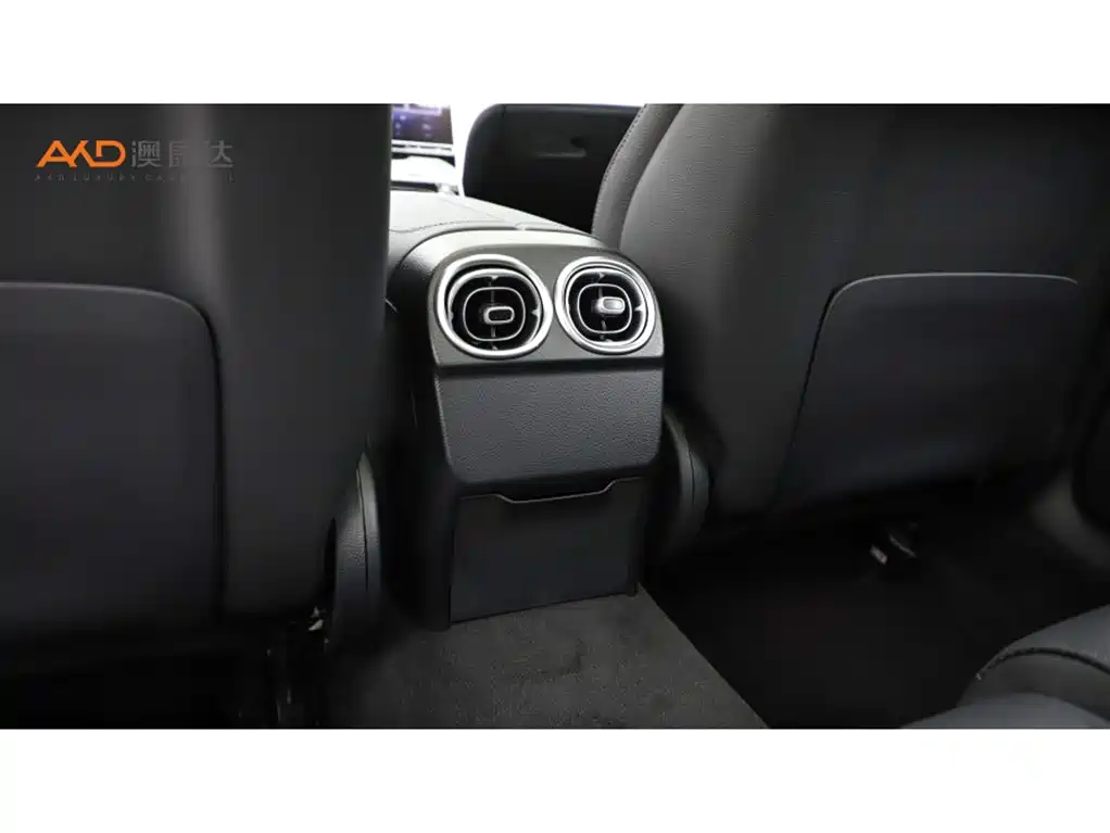 Mercedes-Benz C-Class 2024 C 260 L Sport фото 9