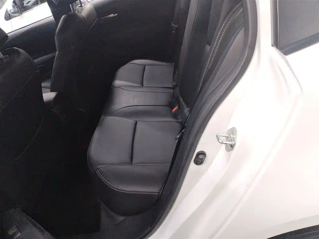 Toyota Corolla 2021 1.2T S-CVT Elite PLUS Edition фото 13