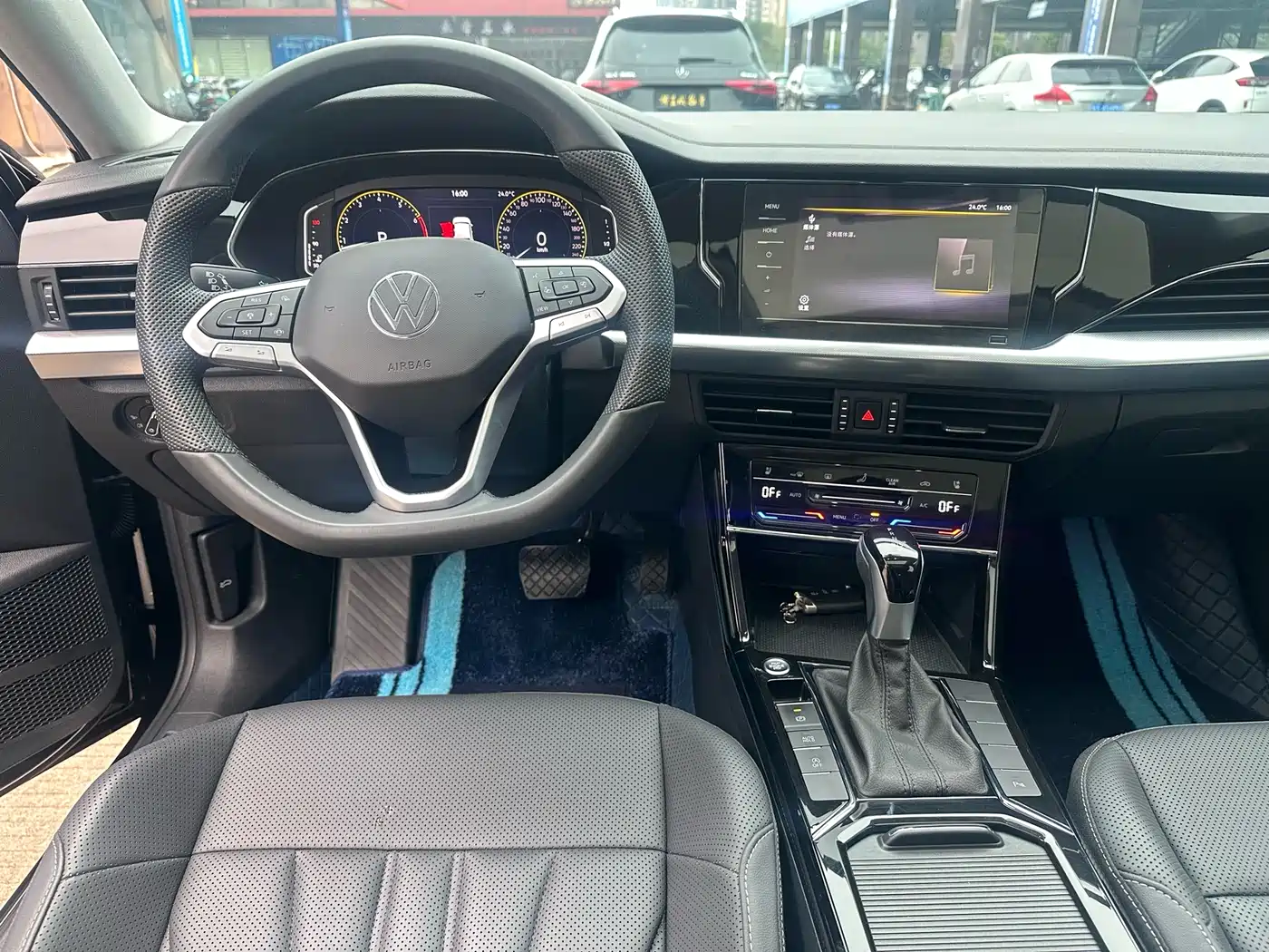 Volkswagen Passat 2025 Outstanding 380TSI Starlight Dragon Soaring Edition фото 6