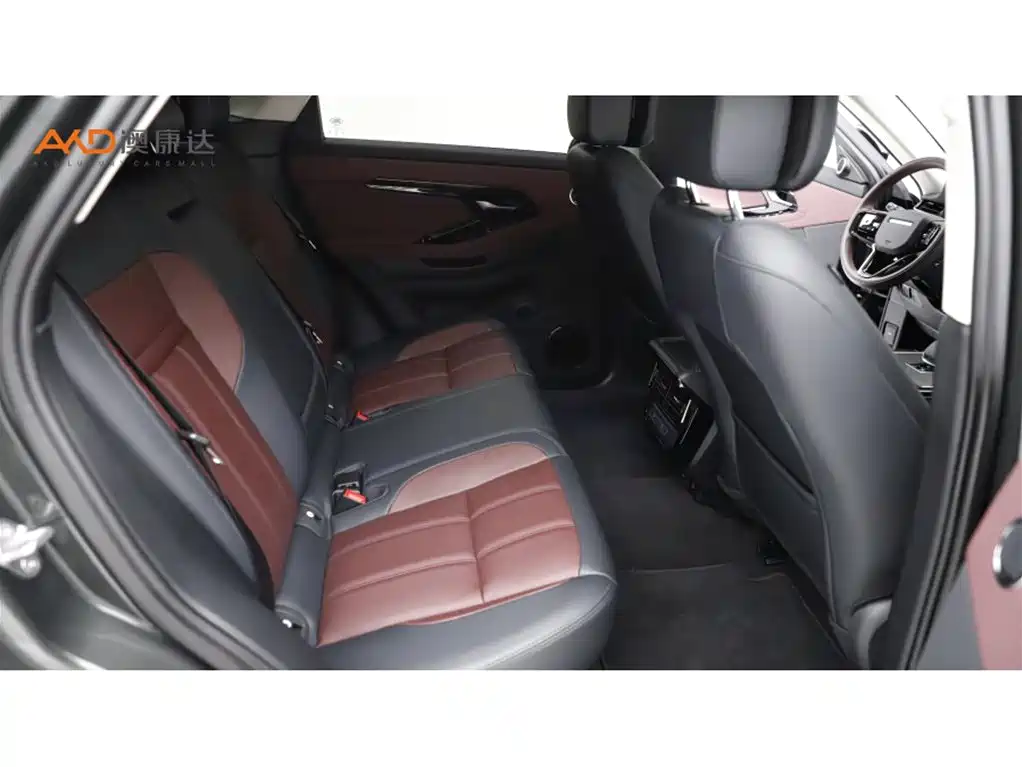 Land Rover Range Rover Evoque 2024 Range Rover Evoque L 249PS Light Master Edition фото 8