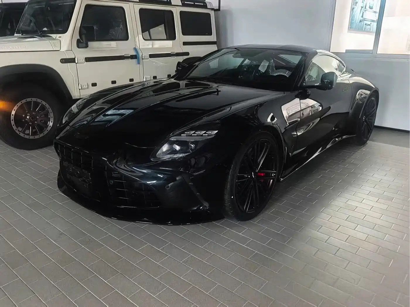 Aston Martin V8 Vantage