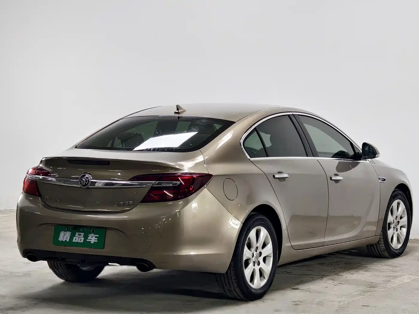 Фото 4 - Buick Regal