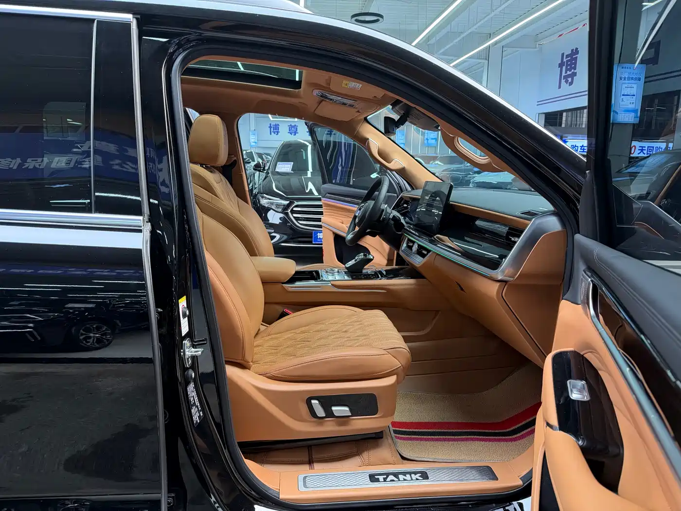 Tank 500 2023 3.0T Sport Summit 5-Seater фото 18