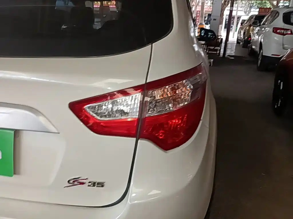 Changan CS35 2015 2015 1.6L Automatic Premium (China IV)