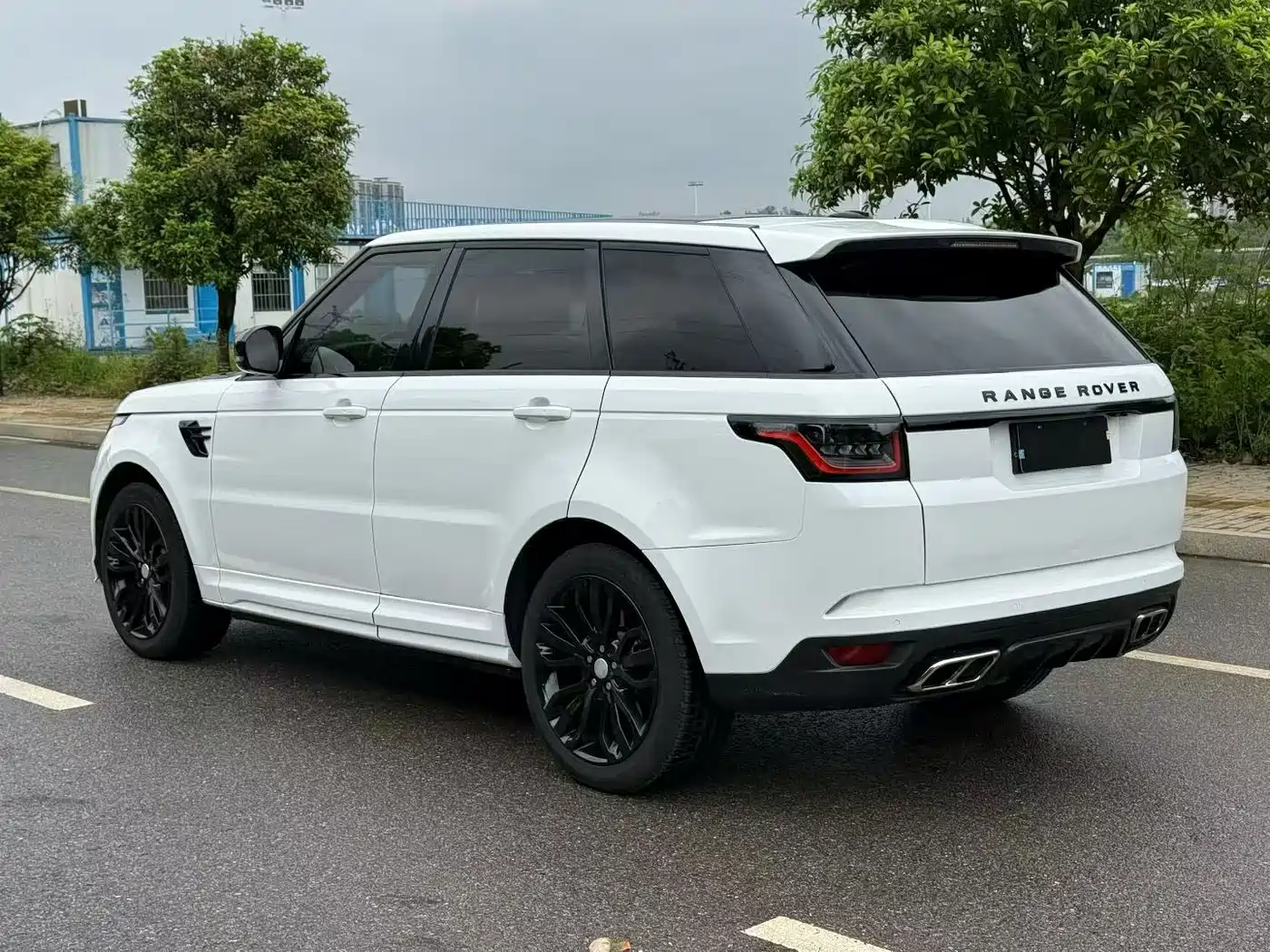 Land Rover Range Rover Sport 2016 Model 3.0 SC V6 HSE DYNAMIC фото 9