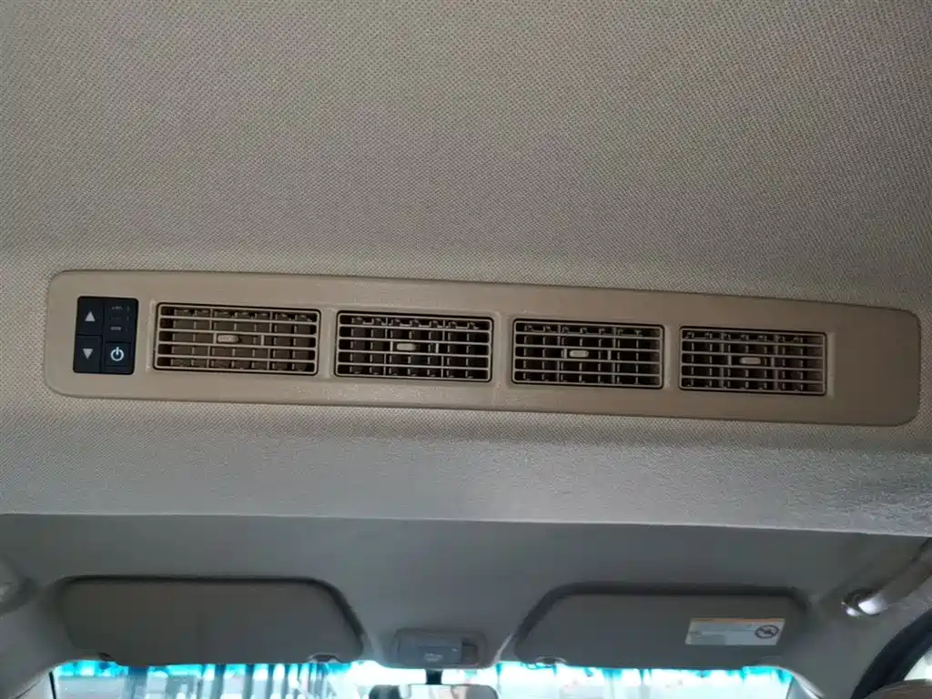 Wuling Motors Wuling Hongguang 2015 2014 1.5L S Luxury