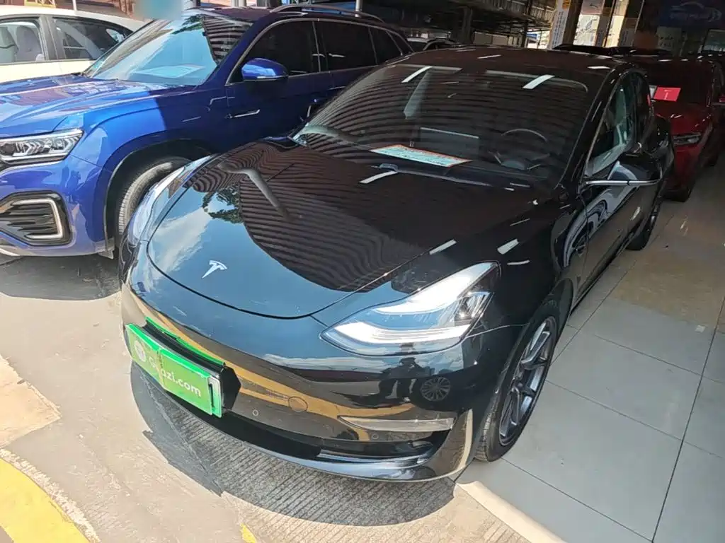 Tesla Model 3 (Import) 2019 2019 Long Range All-Wheel Drive Edition
