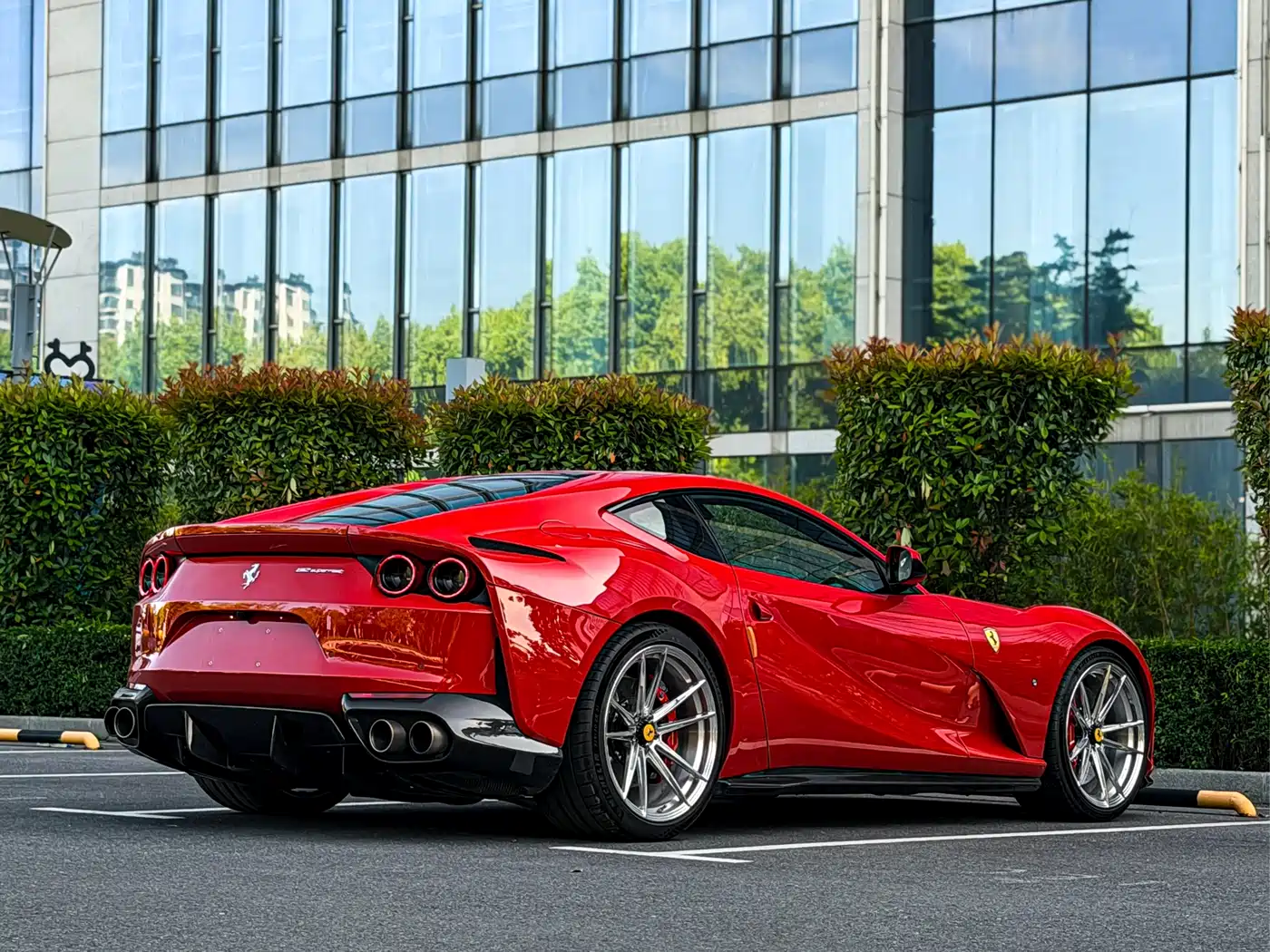 Ferrari 812 2017 6.5L Superfast фото 26