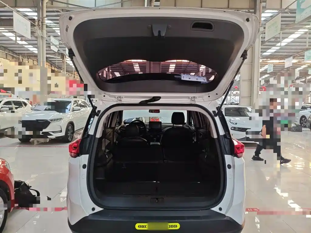 Chevrolet Volando 2019 530T Automatic Power Enjoyment Edition (5+2 seater) China VI фото 9