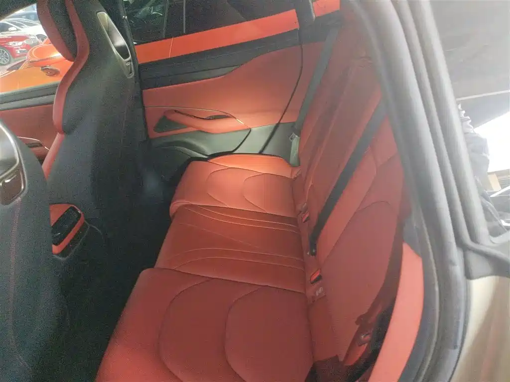 Xiaomi Auto Xiaomi SU7 2024 AWD Extended Range Advanced Smart Driving Max Edition фото 13