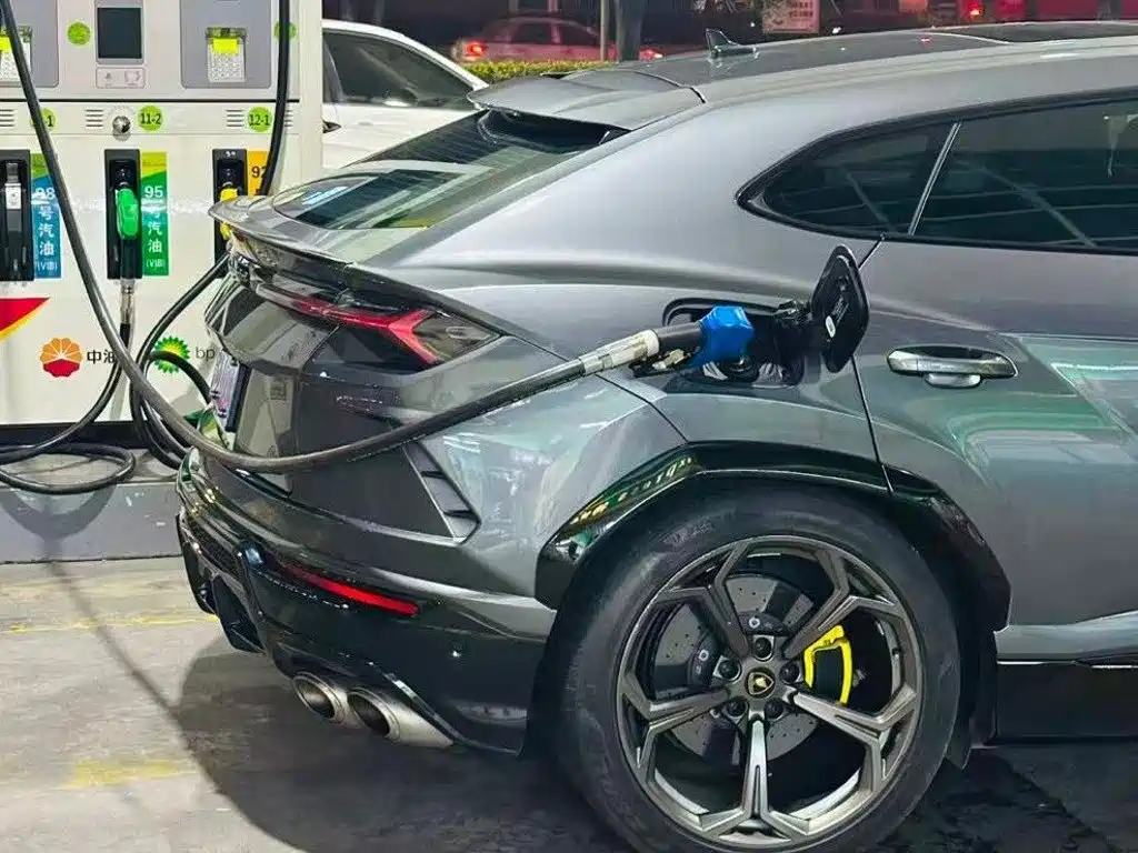 Lamborghini Urus 2019 2018 4.0T V8