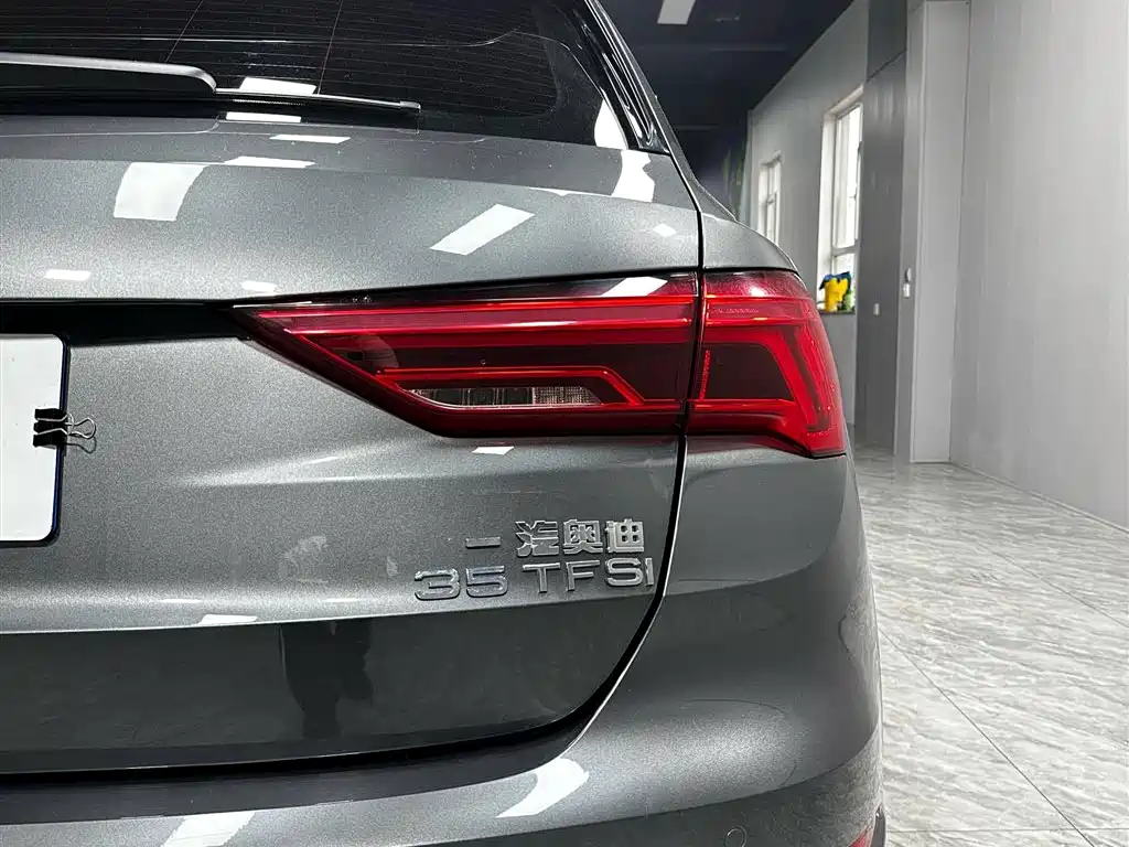 Audi Q3 2022 35 TFSI Fashion Dynamic фото 7