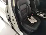 Фото 25 - Geely Atlas