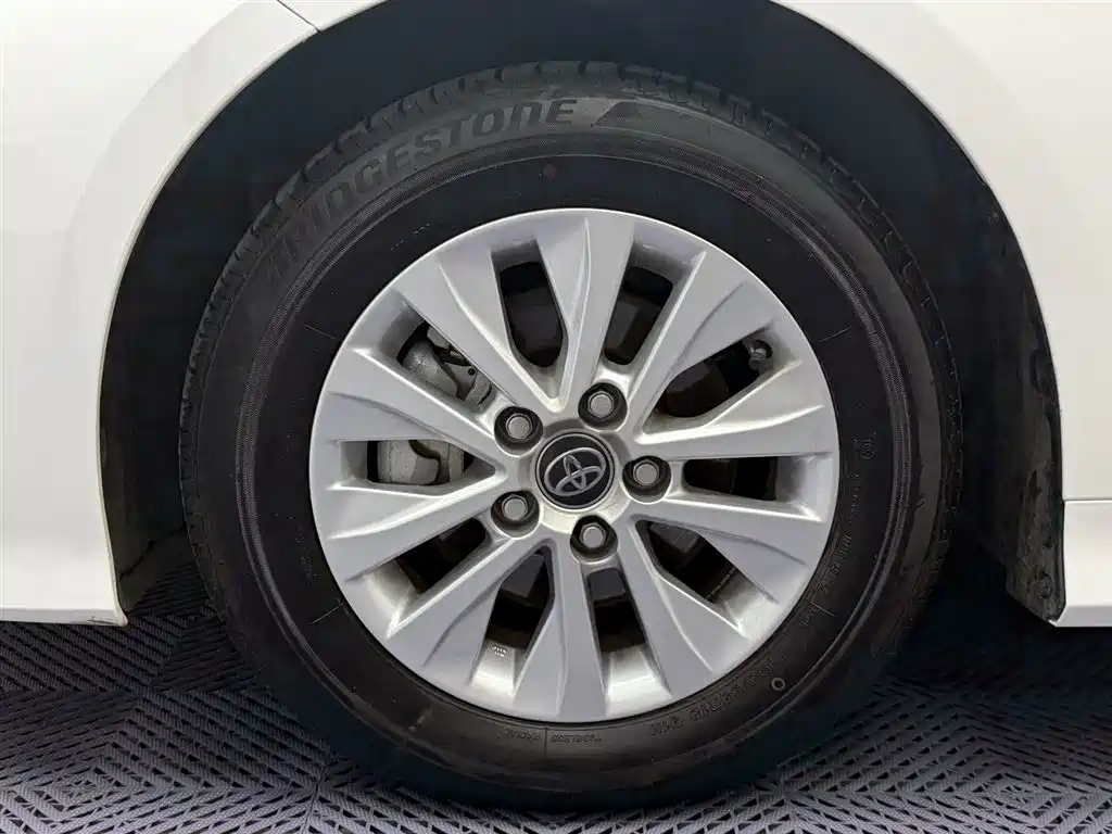 Toyota Corolla 2024 Model 1.8L Smart Hybrid Pioneer Edition фото 7