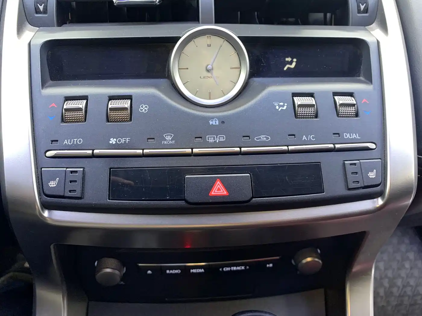 Lexus NX 2020 200 AWD F Sport China VI фото 7