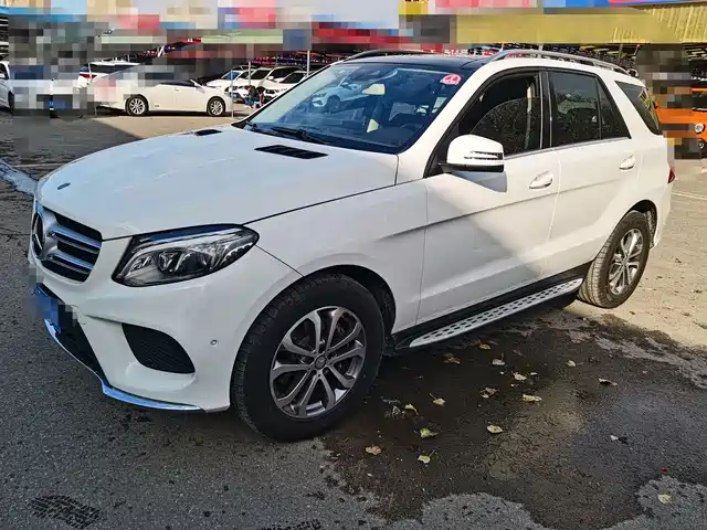 MERCEDES-BENZ GLE