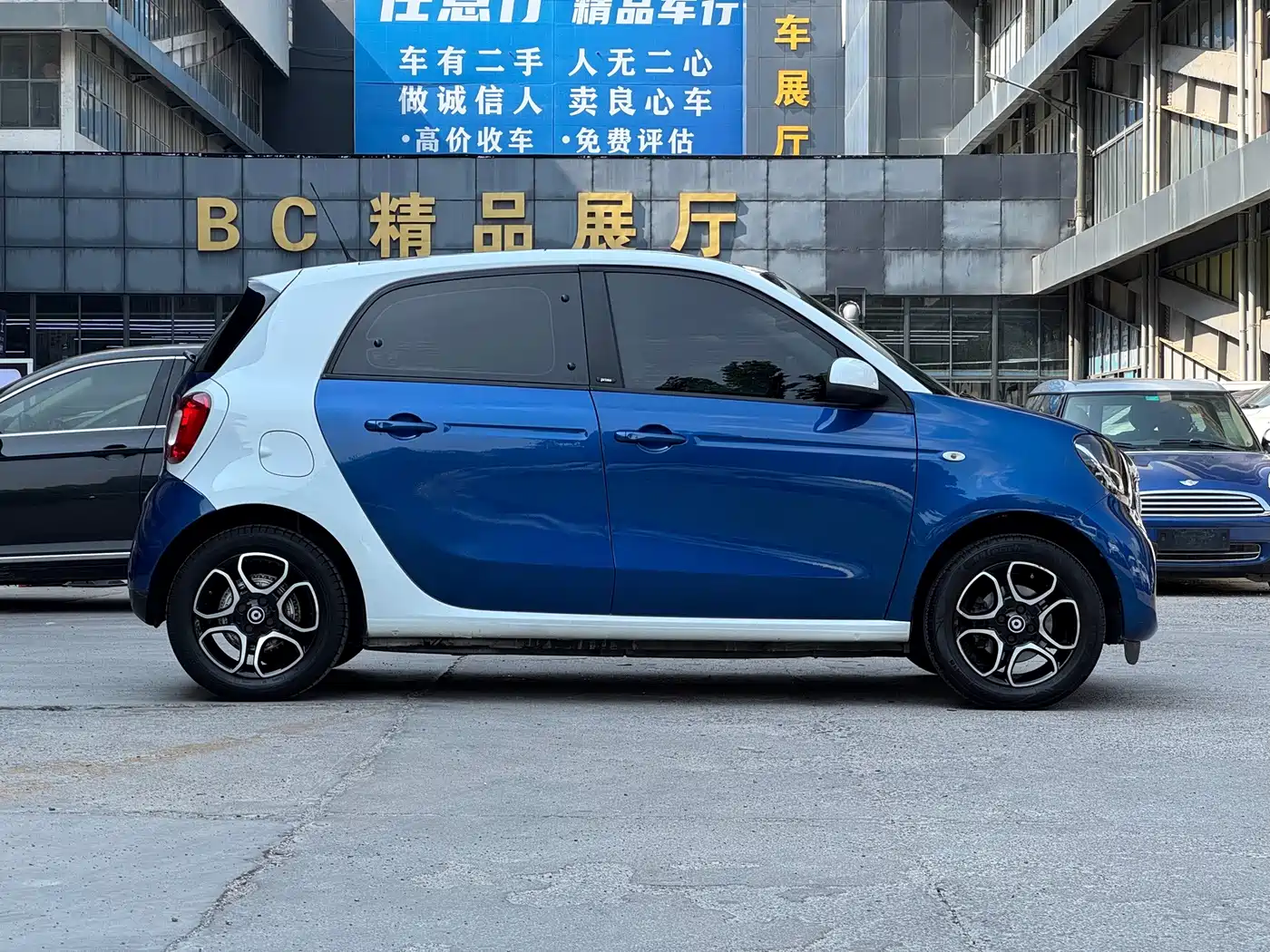 smart forfour 2018 2018 0.9T 66kW Pioneer Edition