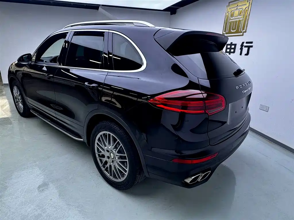 Porsche Cayenne 2016 Cayenne Turbo 4.8T фото 4