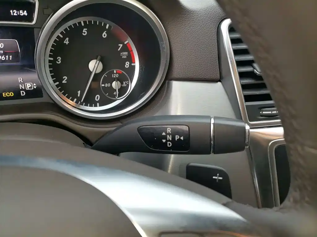 Mercedes-Benz M-Class 2015 ML 320 4MATIC фото 6