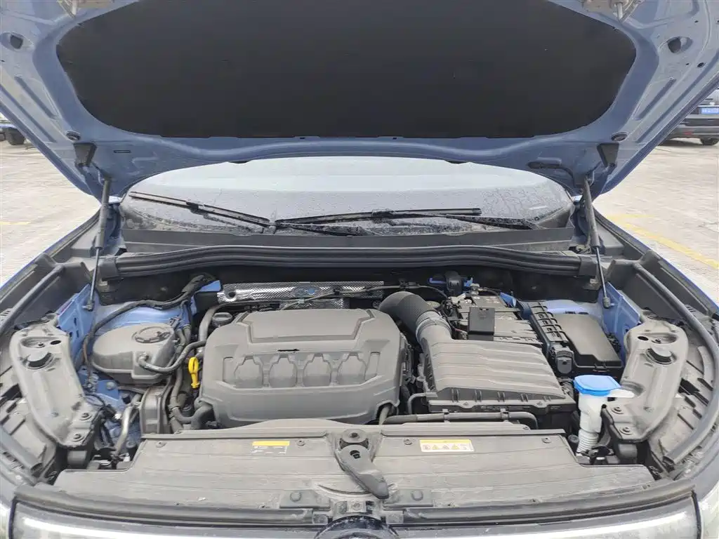 Volkswagen Tiguan L 2024 PRO 380TSI 4WD R-Line Premium Edition фото 10