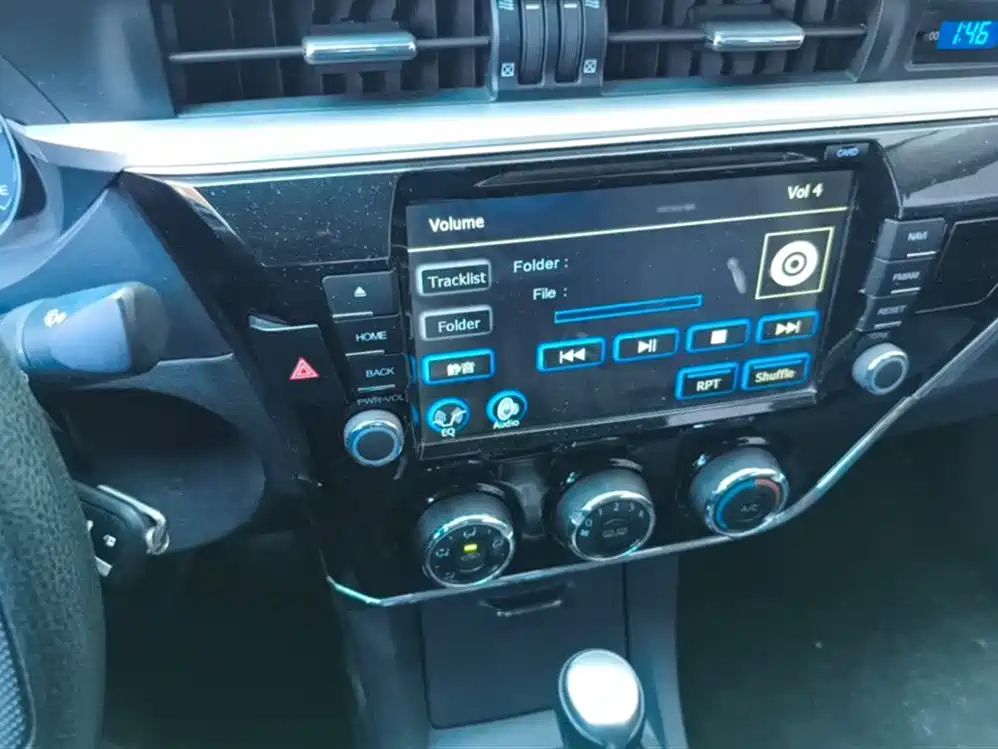 Toyota Corolla 2014 1.6L CVT GL фото 14