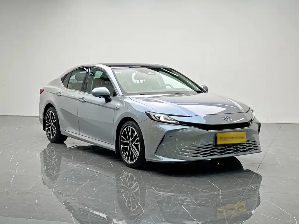Toyota Camry 2025 2024 Hybrid 2.0HG Premium Edition