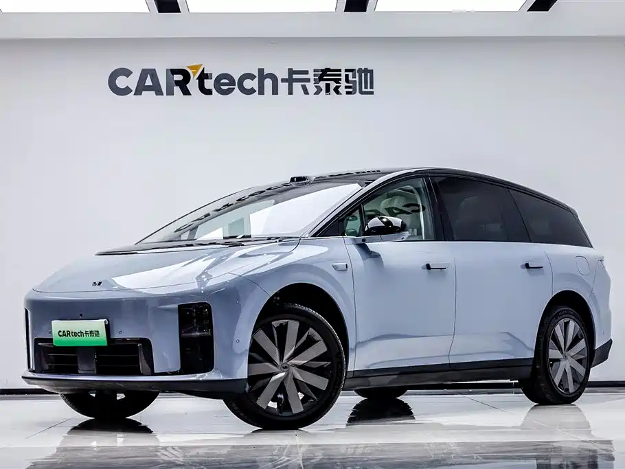 Li Auto Li i8 2025 Standard Edition