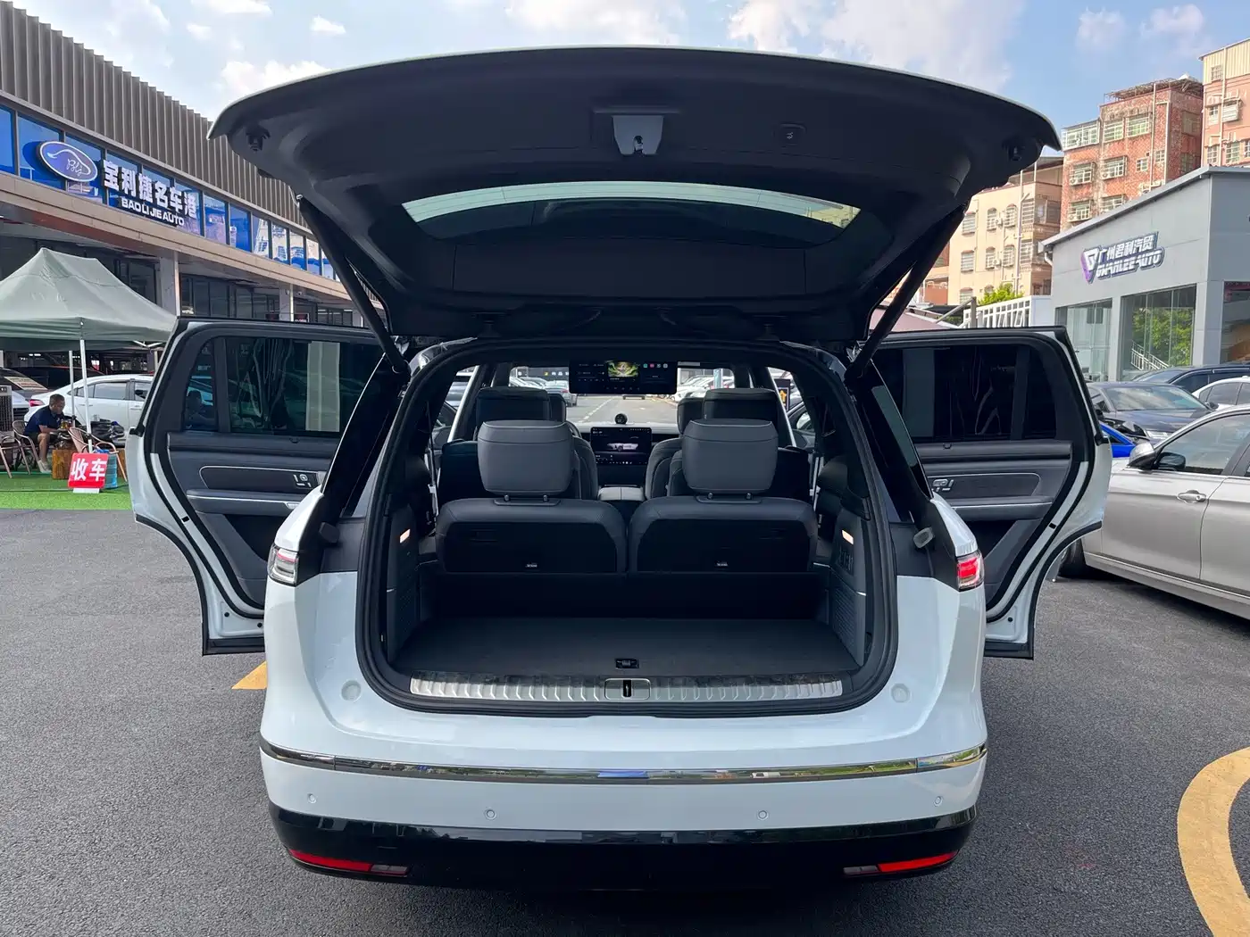 NIO ES8 2025 2025 Base Model