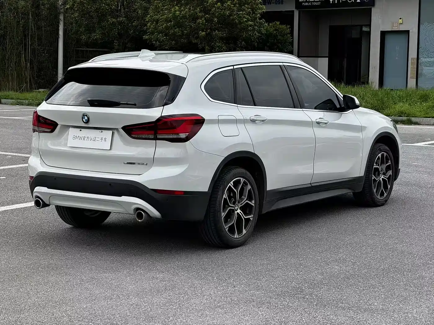 BMW X1