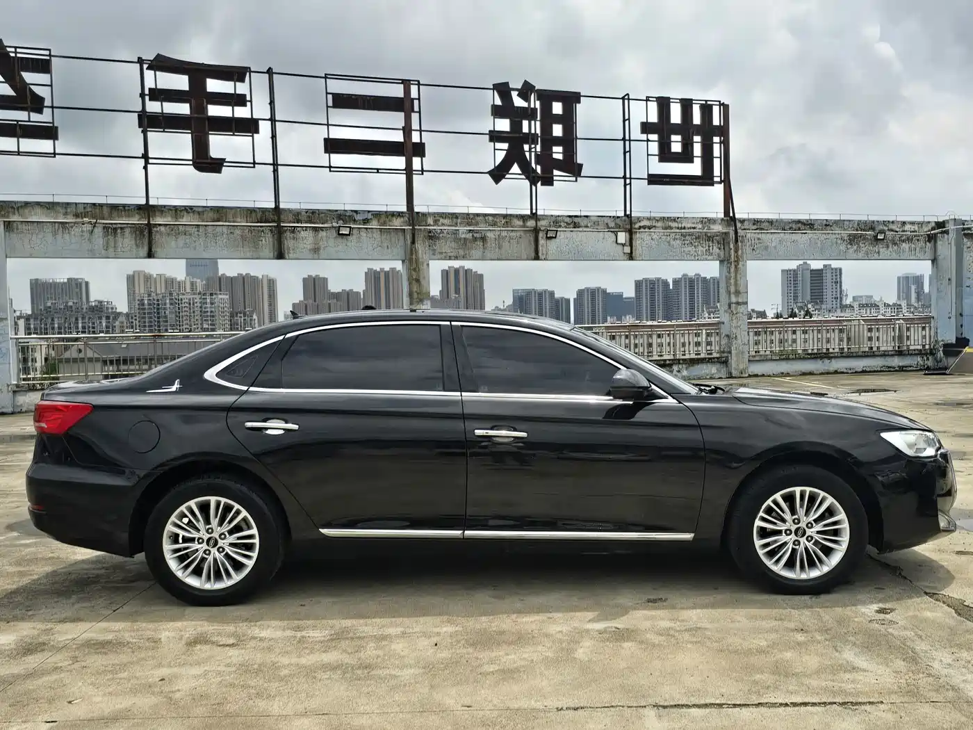 JAC Motors JAC Refine A60 2019 2017 Model 1.5TGDI Automatic Luxury