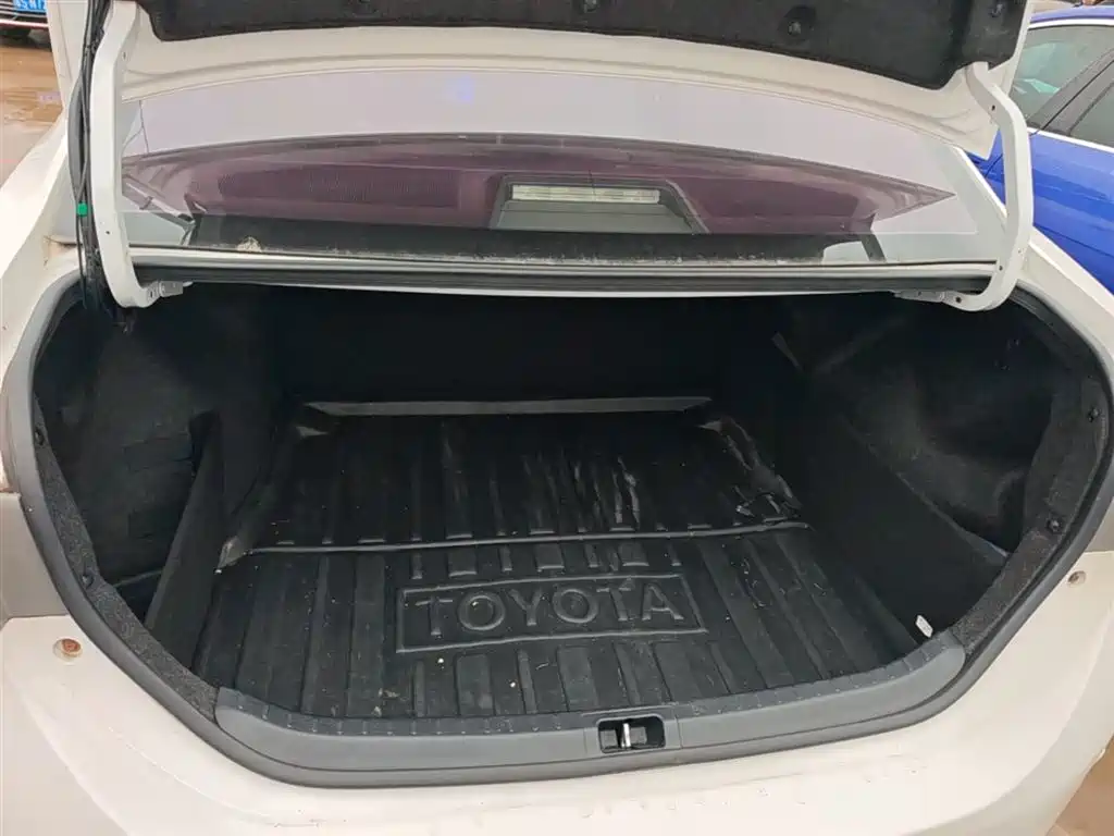 Toyota Corolla 2017 Facelift 1.2T S-CVT GL фото 19