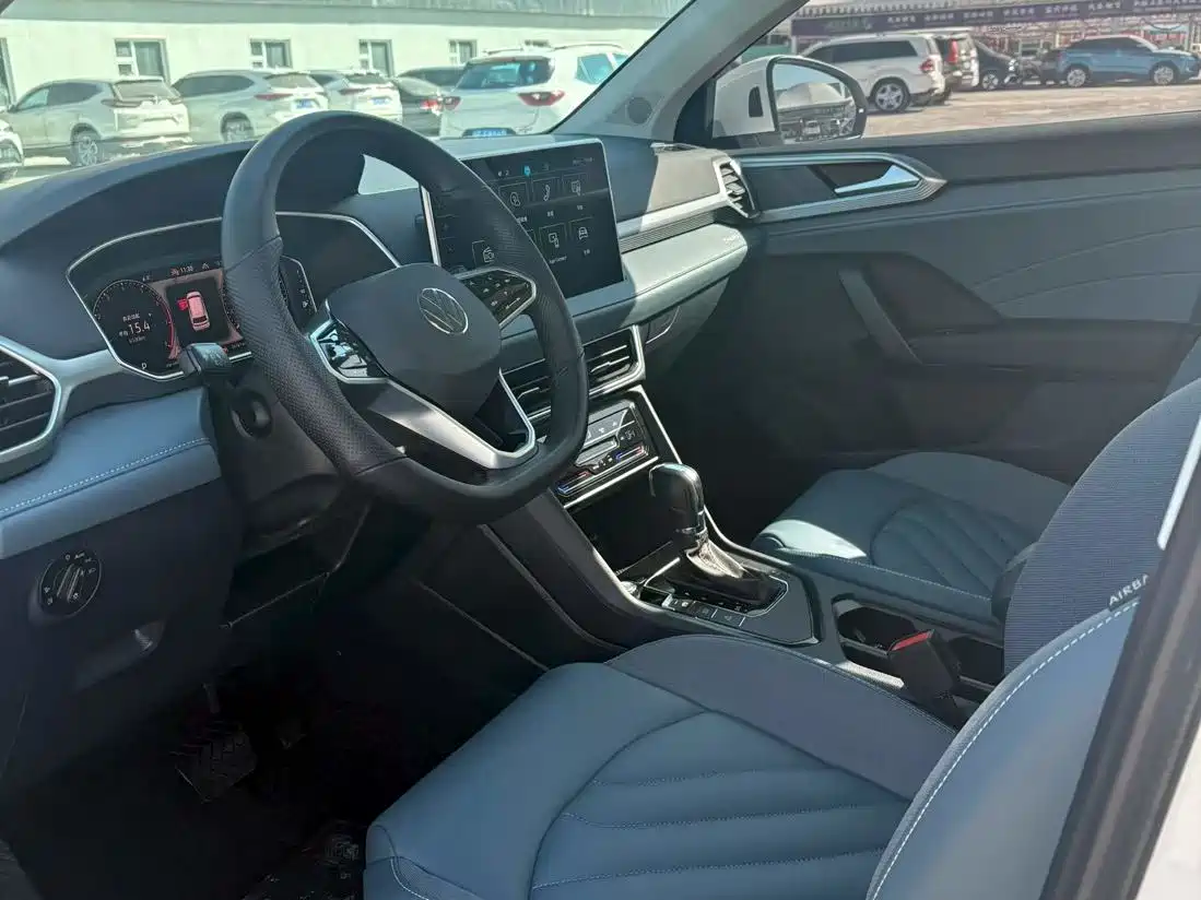 Volkswagen Tharu 2024 300TSI 2WD Full Moon Edition фото 4