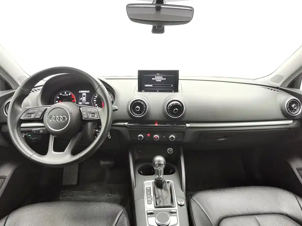 Фото 5 - Audi A3