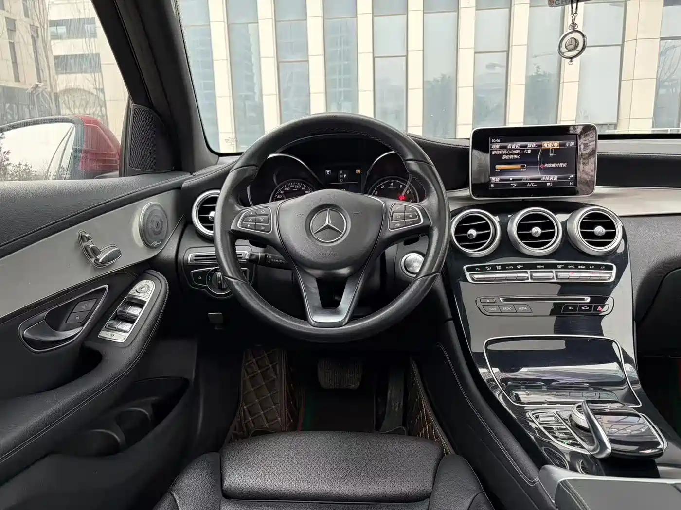 Mercedes-Benz GLC 2019 GLC 200 4MATIC фото 18
