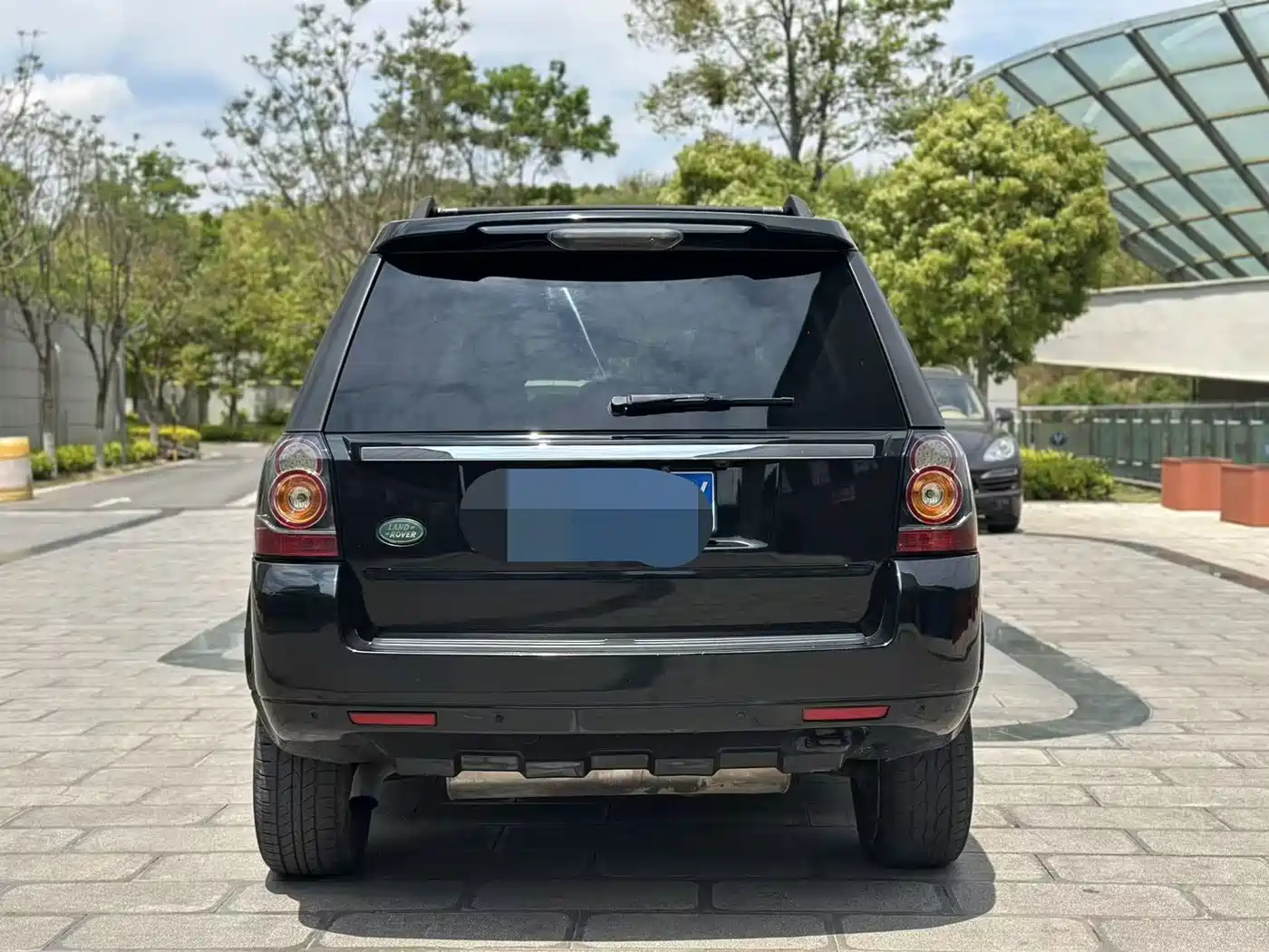 Land Rover Freelander 2 2015 2.2T SD4 XS Collector's Edition фото 5
